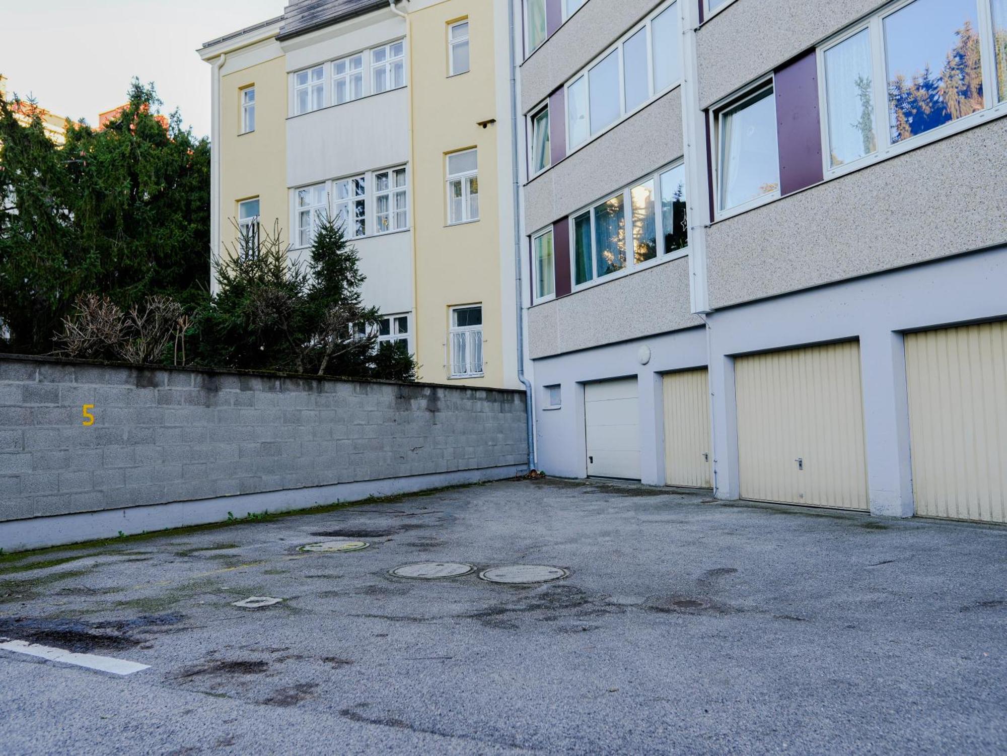 Spacious Apartments With View & Free Parking Vídeňské Nové Město Exteriér fotografie